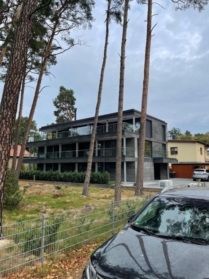 Basalt Lodge Am Lehnitzsee โอราเนียนบวร์ก ภายนอก รูปภาพ