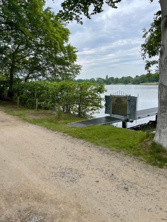 Basalt Lodge Am Lehnitzsee โอราเนียนบวร์ก ภายนอก รูปภาพ