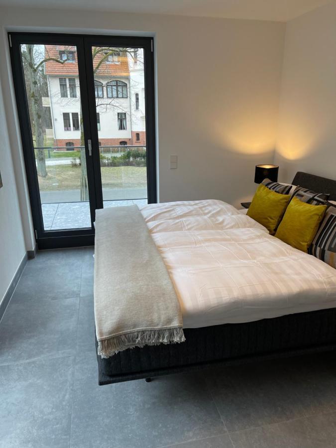 Basalt Lodge Am Lehnitzsee โอราเนียนบวร์ก ภายนอก รูปภาพ